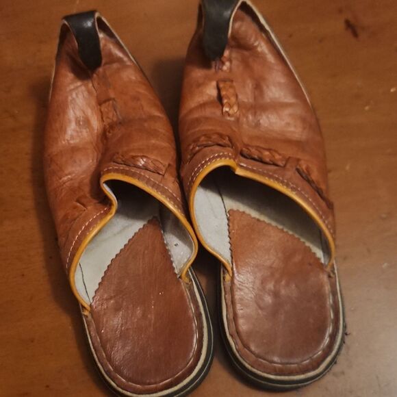 Alladin Leather Shoes Slippers - Picture 8 of 9